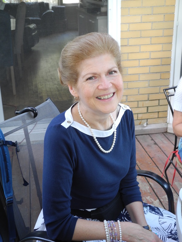 Marie-Claude avec Julien, Il�ne, H�l�ne, Diane, �t� 2019. Une de ses derni�res sorties quasi-normales.