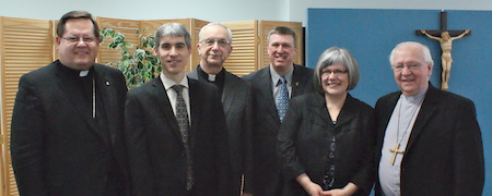 Mme Denise Mathieu, vice-chanceli�re du dioc�se de Qu�bec.