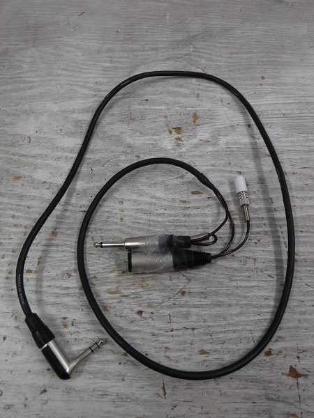 My custom cable, based on the schematic.