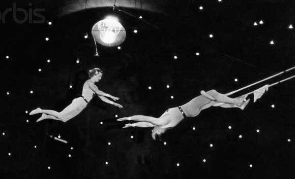 Un bond au travers l'hyper-espace, d'un site web � l'autre.